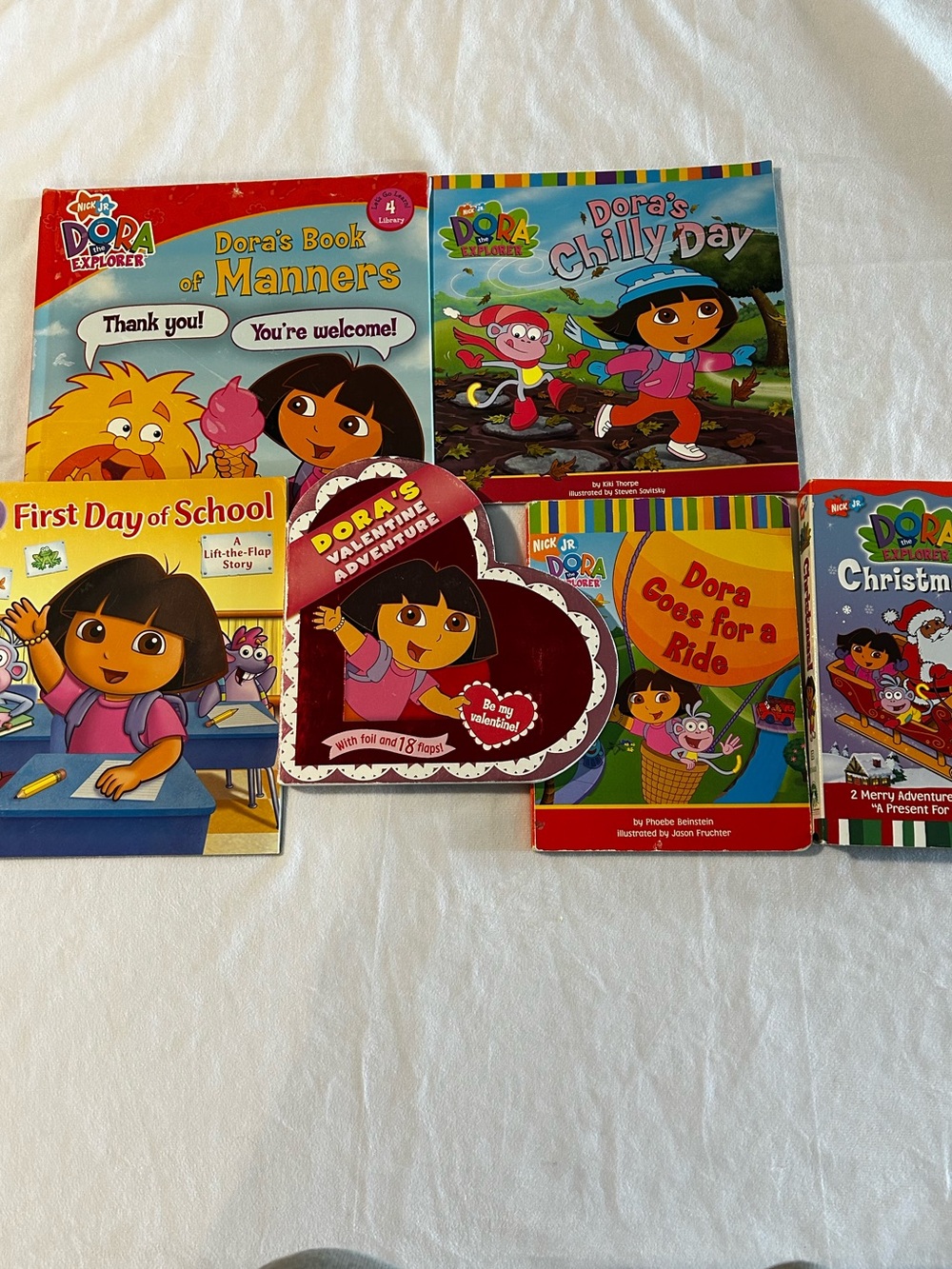 DORA BOOK BUNDLE LOT